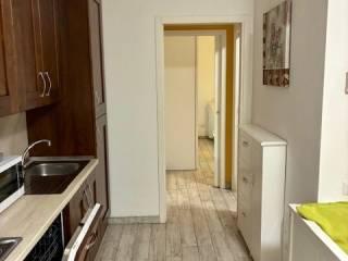 Bilocale via Pietro Calvi, Centro, Brugherio — foto 7 di 13