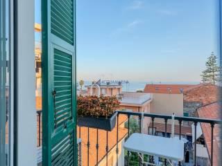 Bilocale ottimo stato, secondo piano, Centro, Bordighera — foto 11 di 20