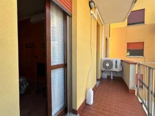 Trilocale ottimo stato, primo piano, Centro, Oleggio — foto 13 di 14