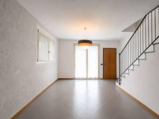 Villa a schiera via Fratelli Ripamonti, Centro, Palazzago — foto 13 di 14