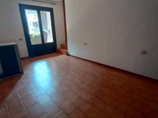 Trilocale ottimo stato, primo piano, Scano Al Brembo, Valbrembo — foto 9 di 43