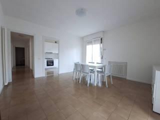 Appartamento via Ruggero Leoncavallo 8, Centro, Arzignano — foto 6 di 16