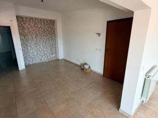 Quadrilocale via Genova 14, Centro, San Giovanni la Punta — foto 11 di 19