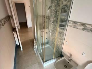 Quadrilocale via Genova 14, Centro, San Giovanni la Punta — foto 10 di 19