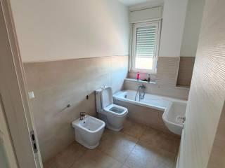 Quadrilocale via Genova 14, Centro, San Giovanni la Punta — foto 6 di 19