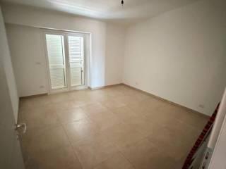 Quadrilocale via Genova 14, Centro, San Giovanni la Punta — foto 12 di 19