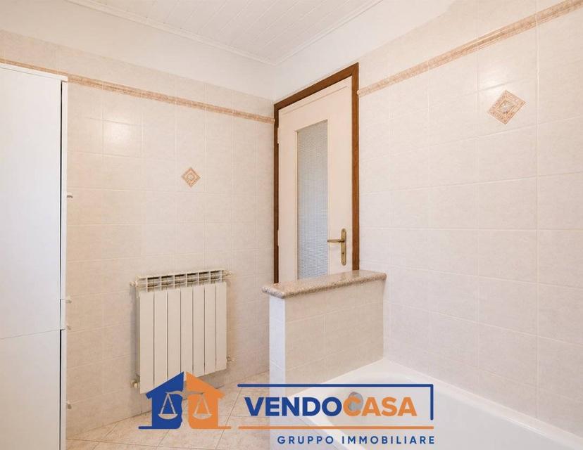 Villa bifamiliare via Madonna della Scala 6, Cambiano — foto 2 di 84