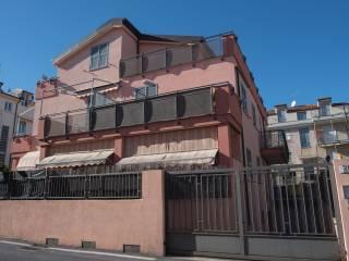 Trilocale via Dante Alighieri 8, Centro, Loano — foto 5 di 14