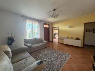 Villa unifamiliare, ottimo stato, 132 m², Centro, San Giorgio Piacentino — foto 4 di 16