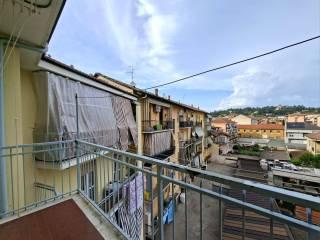 Stanza singola via Giovanni Battista Gandino 41, Bra — foto 4 di 10