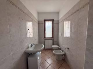 Trilocale corso Giuseppe Mazzini 102, Bussolengo — foto 10 di 15