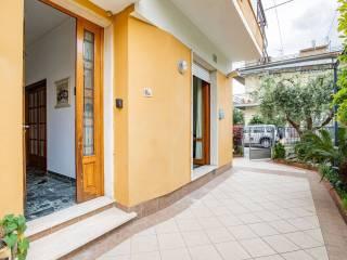 Villa bifamiliare via Angelo Orzali 42, Darsena - Ex Campo di Aviazione, Viareggio — foto 13 di 20