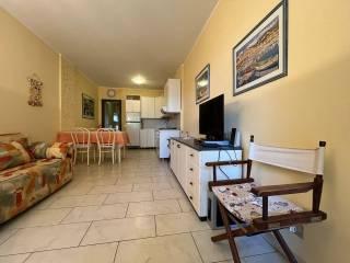 Bilocale via Aurelia, 232, Centro, Lavagna — foto 2 di 28