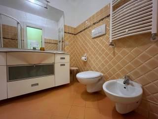 Bilocale via Aurelia, 232, Centro, Lavagna — foto 18 di 28