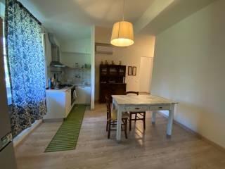 Bilocale ottimo stato, secondo piano, Pieve Vecchia, Villaggio Sanghen, Manerba del Garda — foto 8 di 18