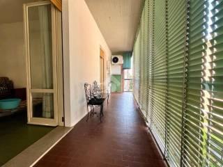 Quadrilocale viale Luciano Manara, Rosta Nuova, Reggio Emilia — foto 15 di 29