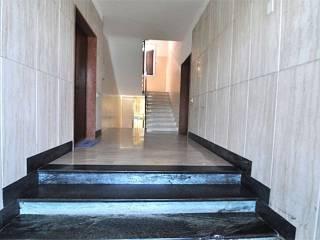 Trilocale buono stato, secondo piano, Centro, San Felice del Benaco — foto 14 di 24