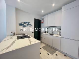 Bilocale ottimo stato, terzo piano, Centro, Camogli — foto 20 di 24