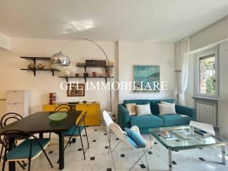 Bilocale ottimo stato, terzo piano, Centro, Camogli — foto 5 di 24