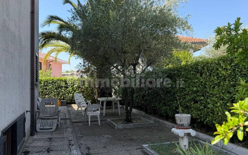 Villa unifamiliare viale Ippocrate 32, Centro, Pesche — foto 10 di 34