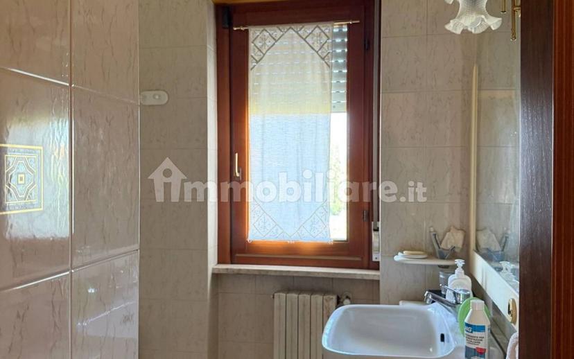 Villa unifamiliare viale Ippocrate 32, Centro, Pesche — foto 17 di 34