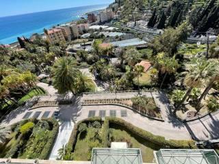 Trilocale ottimo stato, sesto piano, Arziglia, Madonna della Ruota, Bordighera — foto 5 di 30