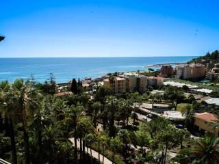Trilocale ottimo stato, sesto piano, Arziglia, Madonna della Ruota, Bordighera — foto 25 di 30