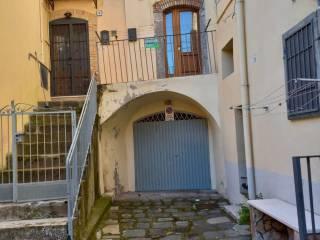 Monolocale Vico Belfiore 7, Centro, Melfi — foto 7 di 13