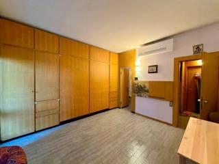 Bilocale via al Vittoriale 1, Centro, Gardone Riviera — foto 6 di 6
