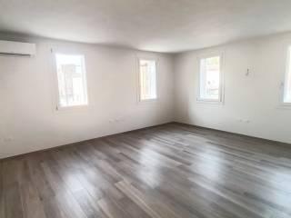 Quadrilocale nuovo, primo piano, Centro, Reggiolo — foto 19 di 21