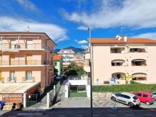 Trilocale via Dante Alighieri 45, Centro, Loano — foto 16 di 40