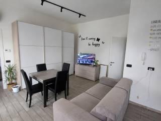 Bilocale via Monte Grappa 17, Centro, Tradate — foto 13 di 15