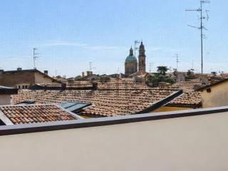 Trilocale corso Giuseppe Garibaldi, Centro Storico, Reggio Emilia — foto 15 di 37