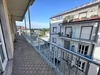 Trilocale viale Torino 6, Centro, Alba — foto 8 di 15
