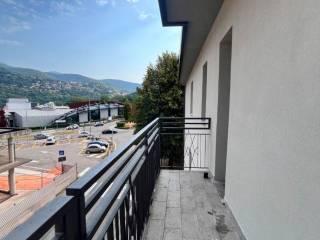 Bilocale via Don Porlezza 7, Lipomo