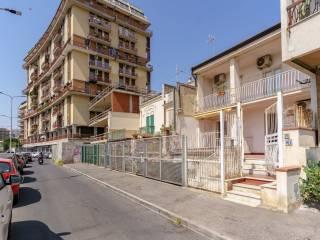 Trilocale via del Ponte 8, Guardia - Li Cuti, Catania