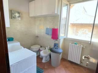 Trilocale piazza XI Febbraio, Centro, Caorso — foto 9 di 9