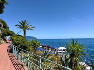 Attico via Luigi Biasioli, Nervi, Genova