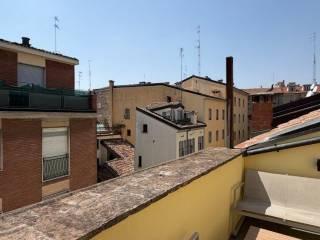 Attico Borgo Guazzo 8, Centro Storico, Parma — foto 32 di 39
