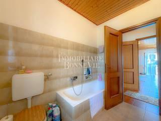 Trilocale via Merano, Valle Olona, Varese