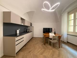 Bilocale via Chiusa Pesio 3, Centro Storico, Cuneo — foto 6 di 19