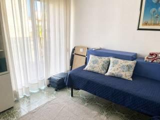 Trilocale via Cristoforo Colombo 10, Centro, San Bartolomeo al Mare — foto 2 di 11