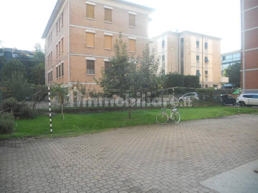 Stanza doppia via Giovanni Rocca, Reggio Emilia — foto 6 di 18