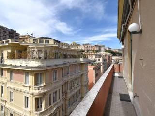Quadrilocale via Bernardo Castello, Quadrilatero, Genova — foto 13 di 22