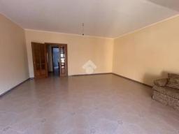 Trilocale via Roma, Centro, Villa Latina