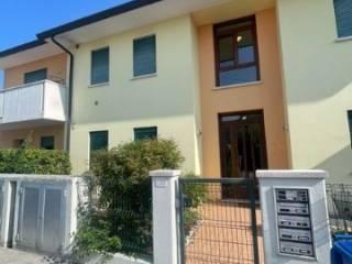 Bilocale via Castellana 136, Castelfranco Veneto