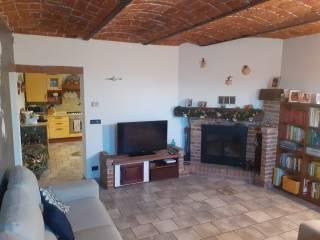 Rustico via Bricco Trombetta 21, Castellero — foto 9 di 11