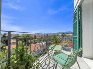 Trilocale ottimo stato, quarto piano, Centro, Bordighera — foto 12 di 37