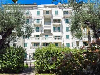 Trilocale ottimo stato, quarto piano, Centro, Bordighera — foto 30 di 37