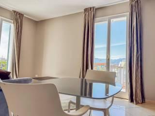 Trilocale ottimo stato, quarto piano, Centro, Bordighera — foto 3 di 37
